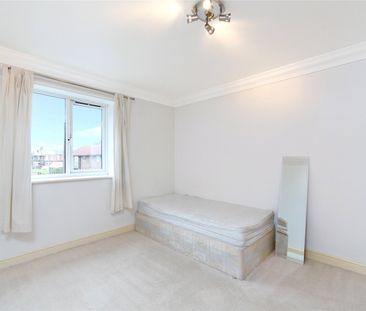 Devonshire Street, Chiswick, London, W4 flat to rent - Photo 2