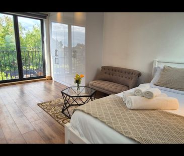 Studio Flat, Sparkbridge Road, HA1 - Photo 6