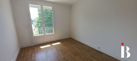 Location Appartement 5 pièces 101m² ST HERBLAIN 44800 - Photo 3