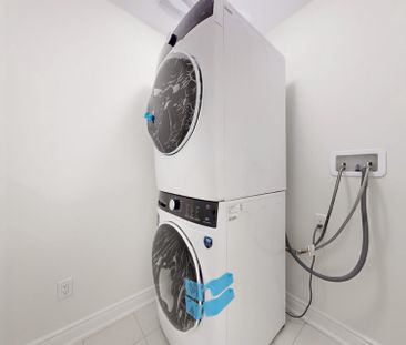 For Lease - 6 Marvin Avenue, Oakville, Ontario - Photo 4