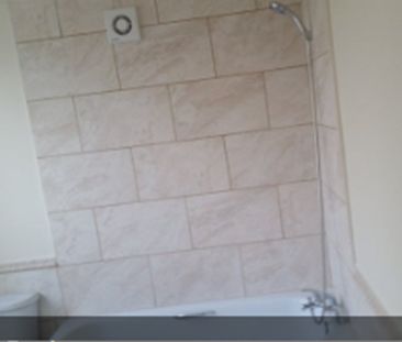 Room in a Shared House, Prospect Vale, SE18 - Photo 4