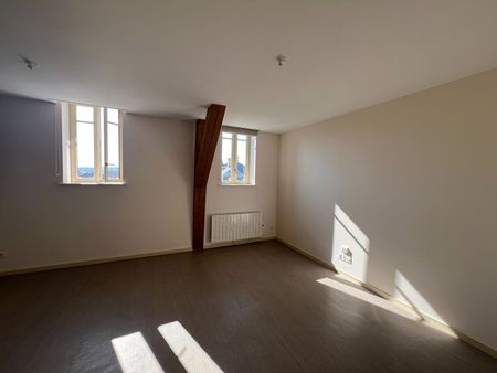 Location Appartement 3 pièces 64m² - Photo 2