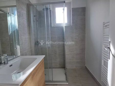 Location Appartement 4 pièces 79 m2 à Carmaux - Photo 4