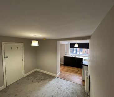 Studio Flat, Nottingham Road, NG6 - Photo 1