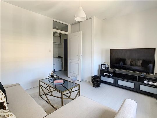 1 pièce - 20,34 m² - 5ème étage - Colocation non autorisée - Photo 1