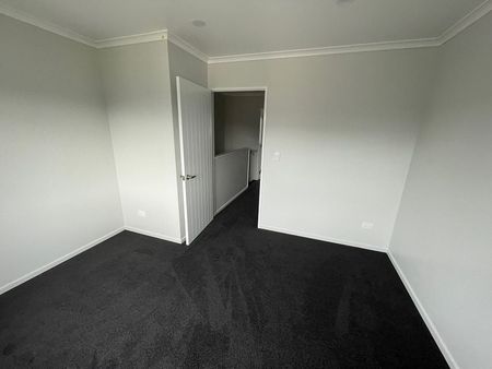 Near new two bedroom apartment - Photo 4