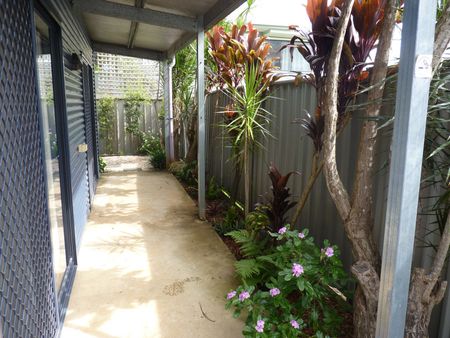 UNIQUE SELF-CONTAINED STUDIO IN EAST LISMORE - Photo 5