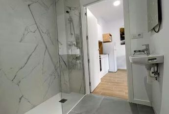Carrer de Fortaleny, Valencia, Valencian Community 46035