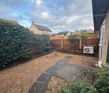 1 bedroom semi-detached house to rent - Photo 4