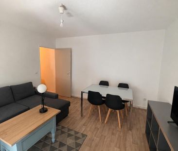 Location Appartement 2 pièces 44m² PESSAC 33600 - Photo 2