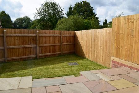 2 bedroom detached house to rent - Photo 4