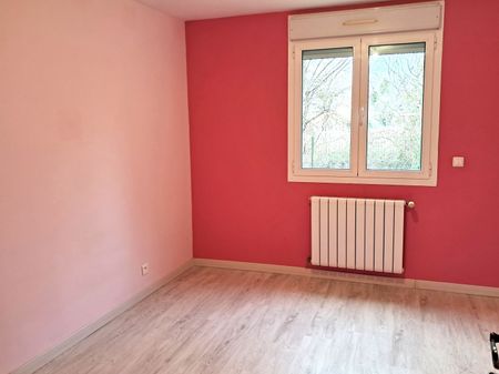 Location Appartement 4 pièces 99m² SENS 89100 - Photo 2