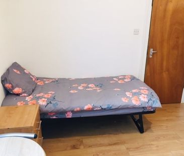 Studio Flat, Sutherland Road, N17 - Photo 3