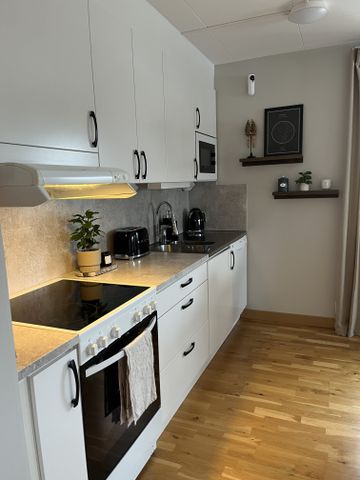 Valsta Gårdsväg, Märsta - Foto 3