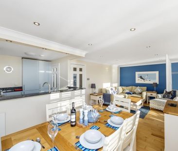 3 bedroom apartment to rent - Photo 2