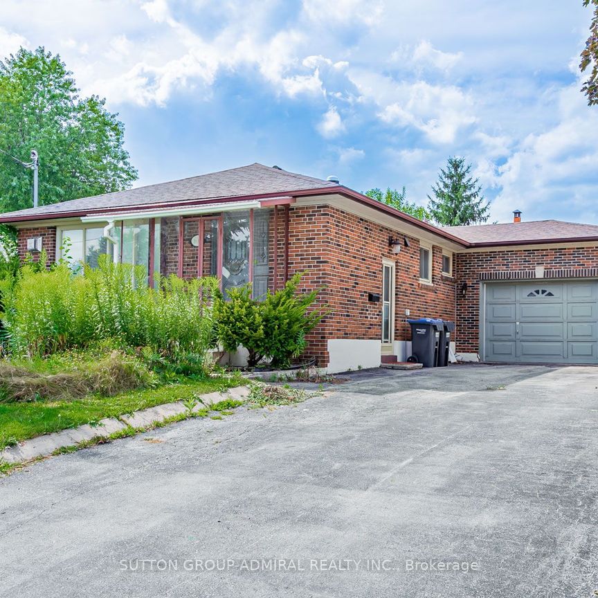 For Lease - 102 Cornwall Road Unit# Upper, Brampton, Ontario - Photo 1