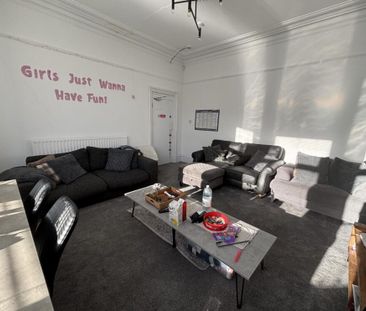 21 Regent Park Terrace, Leeds, LS6 2AX - Photo 5