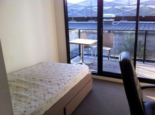 13/589 Glenferrie Road, Hawthorn VIC 3122 - Photo 1