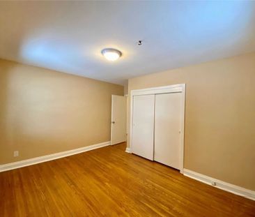 For Lease - 49 Grassmere Court, Oshawa, Ontario - Photo 4