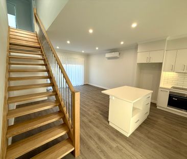 BRAND NEW 2 BEDROOM TOWNHOUSE - Photo 2