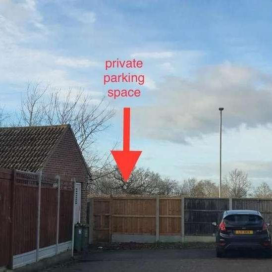 Sussex Way, Billericay, Essex, CM12 - Photo 2