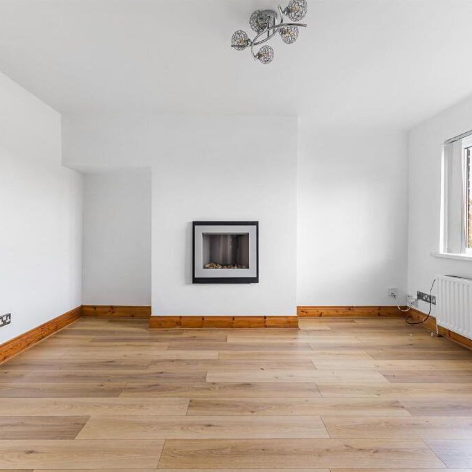 21 Downpatrick Street, Saintfield, BT24 7AY - Photo 1