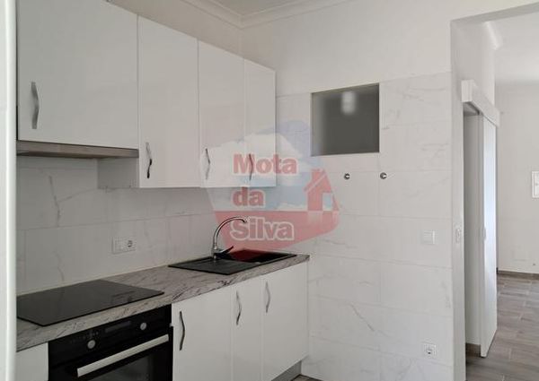 Apartamento T1+1 em Setúbal