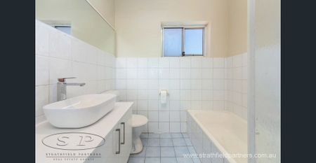 Top floor unit - Photo 2