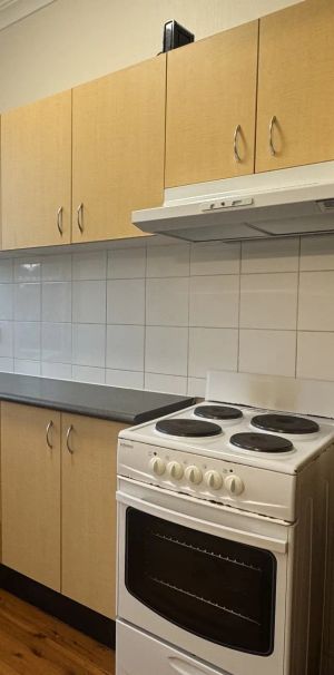 Convenient 1 Bedroom Apartment in a Great Location - Photo 1
