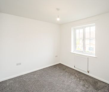 The Ellesmere - Photo 1