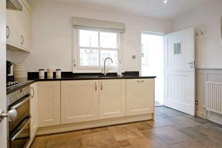 Bosham Lane, Bosham, PO18 - Photo 2