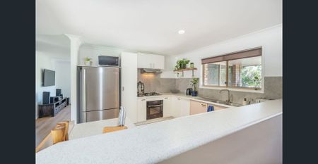 Three bedroom family home! - Photo 3