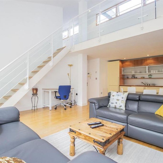 1 bedroom flat to rent - Photo 1