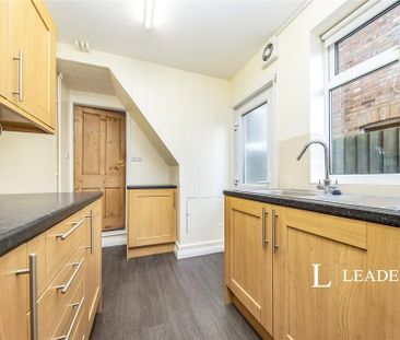 2 bedroom house to rent - Photo 2