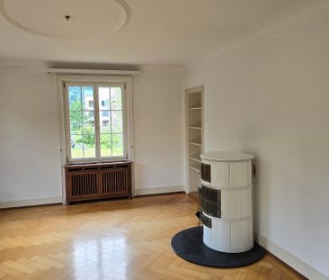 Charmante Altbau-Maisonettewohnung in einer Villa - Photo 2