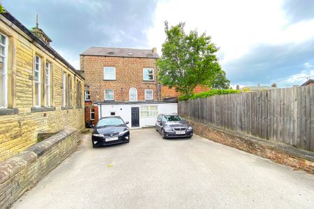 High Street, Knaresborough - Photo 2