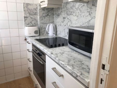 Studio Flat, Crawford Street, W1H - Photo 3