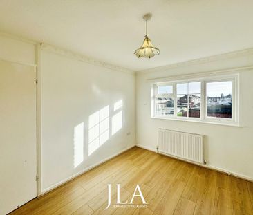 3 bedroom terraced house to rent - Photo 6