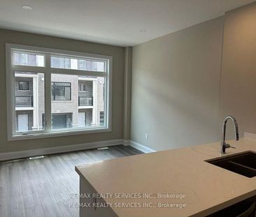 For Lease - 294 Vine Street Unit# 29, St. Catharines, Ontario - Photo 4