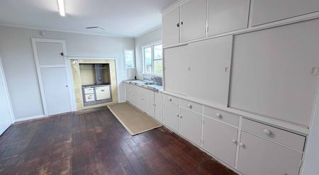 Three Bedroom Rental Sanson - Photo 3