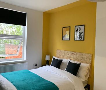 1 bedroom in a house share to rent - Photo 1