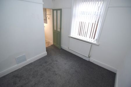 To Let 2 Bed Semi-Detached Bungalow - Photo 5