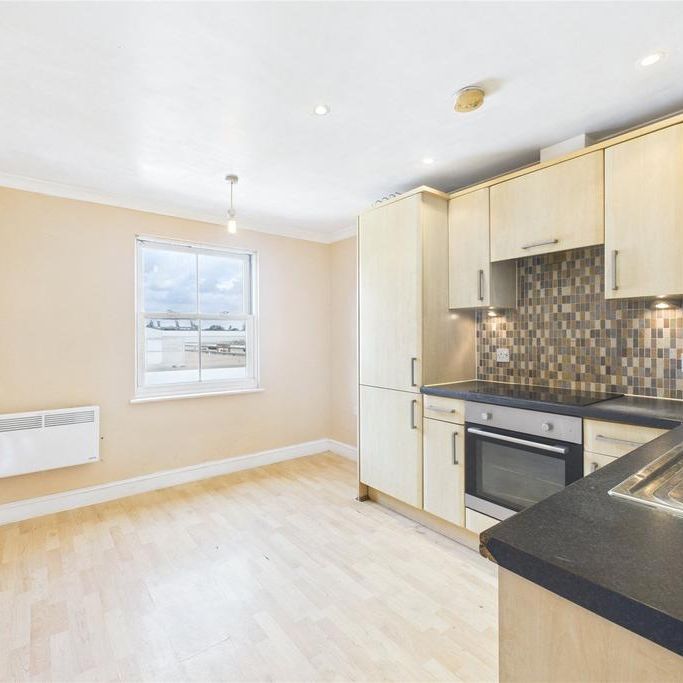 1 bedroom apartment to rent - Photo 1