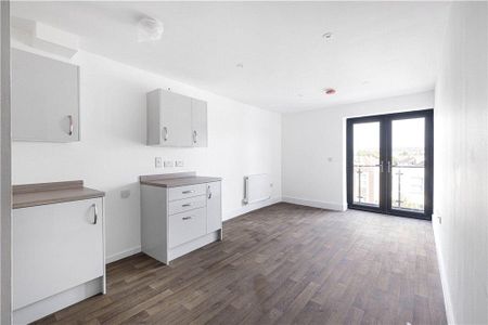 1 bedroom apartment to rent - Photo 4