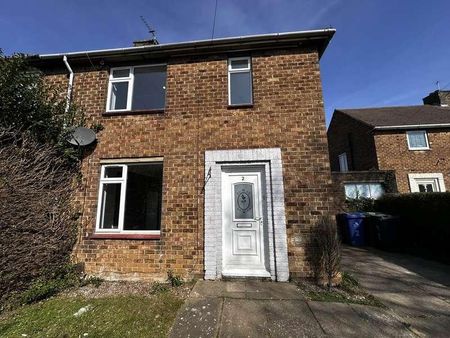 Belton Grove, Grimsby, DN33 - Photo 4