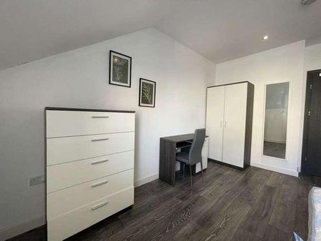 Ft, Priestgate, Peterborough, PE1 - Photo 2