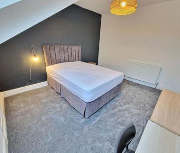 1 bedroom in a house share to rent - Photo 6