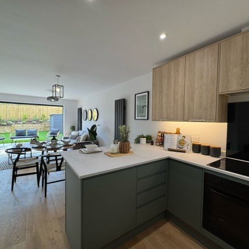 Lordswood Road, Southampton - Photo 1