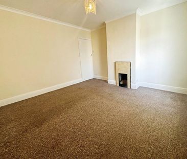 Whitwell Crescent, Stocksbridge, Sheffield, S36 1GD - Photo 1