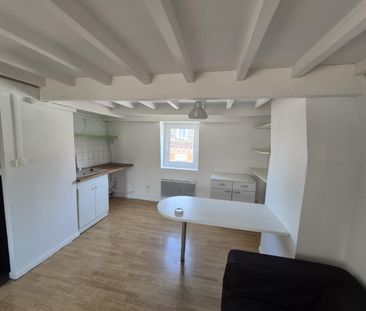 Location Appartement 2 pièces 29m² LILLE 59260 - Photo 3